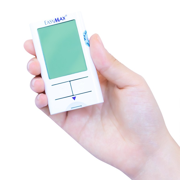 Má́y thử đường huyết Easy Max Mini hỗ trợ đo lượng đường trong máu