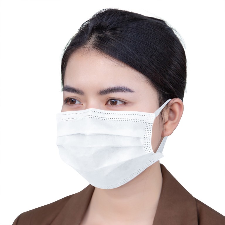 Khẩu trang y tế Safefit màu trắng 4 lớp hỗ trợ ngăn khói, bụi, kháng khuẩn (50 cái)