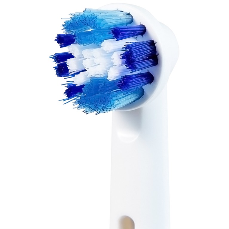 Bàn chải đánh răng pin Oral-B Pro Health DB4510 loại bỏ được mảng bám và vết ố trên răng