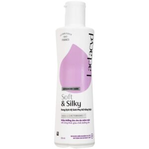 Dung dịch vệ sinh phụ nữ Lactacyd Soft and Silky làm sạch và dưỡng ẩm (250ml)