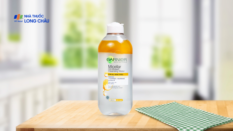 Nước tẩy trang Garnier Micellar Oil-Infused