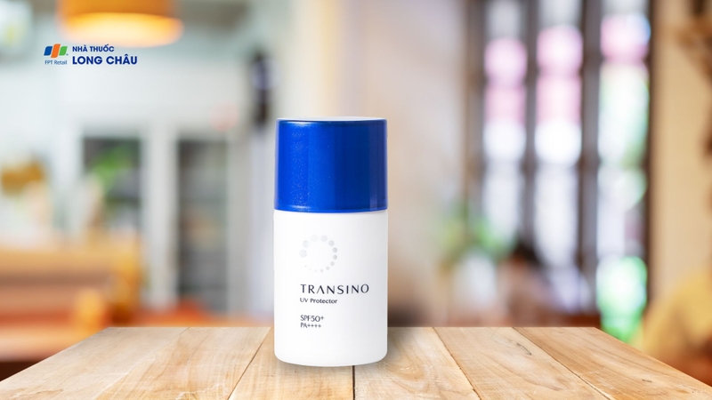kem-chong-nang-duong-trang-da-transino-whitening-uv-protector-30ml.jpg