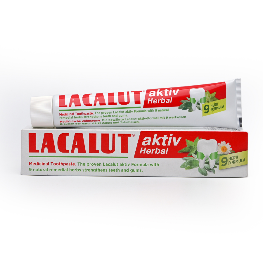 Kem đánh răng Lacalut Aktiv Herbal Toothpaste làm sạch răng miệng, trắng răng và thơm miệng (75ml)