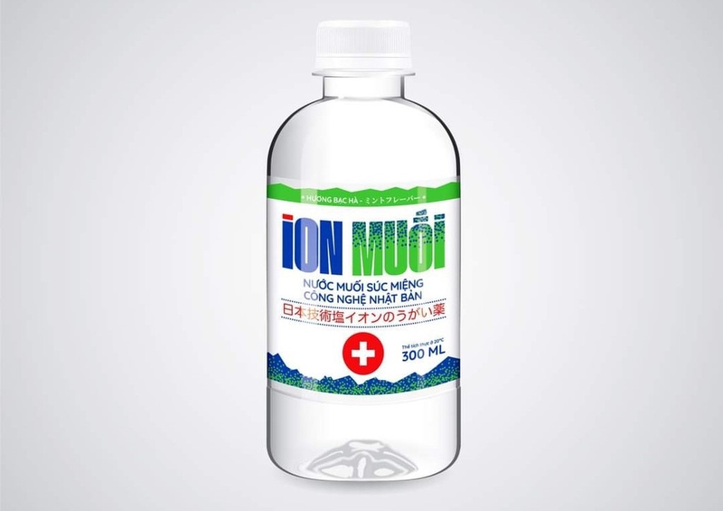 nuoc_suc_mieng_i_on_muoi_huong_bac_ha_680ml_1_2a9cb80c65 Nước súc miệng ion Muối Fujiwa hỗ trợ diệt khuẩn, vệ sinh họng và miệng (680ml)